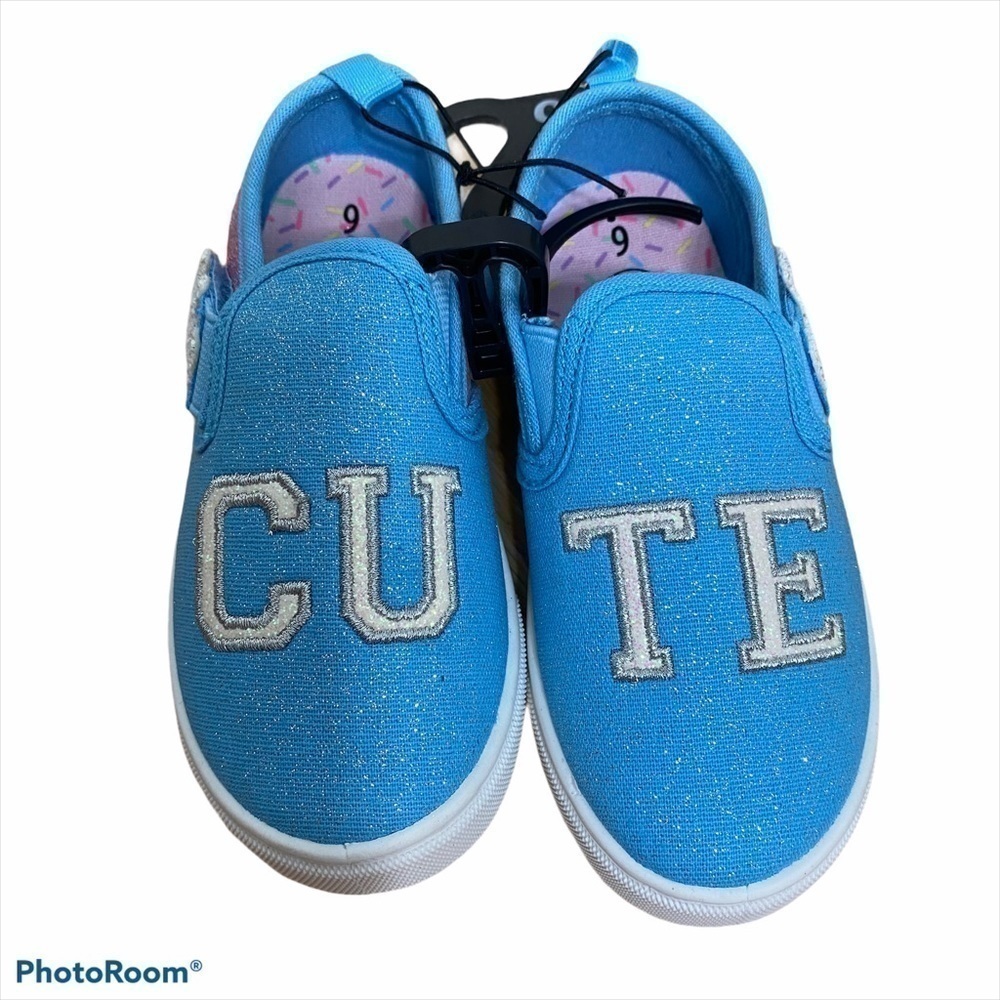 Cute Rainbow Sneakers Kids Girls NWT Sz 9 Toddler